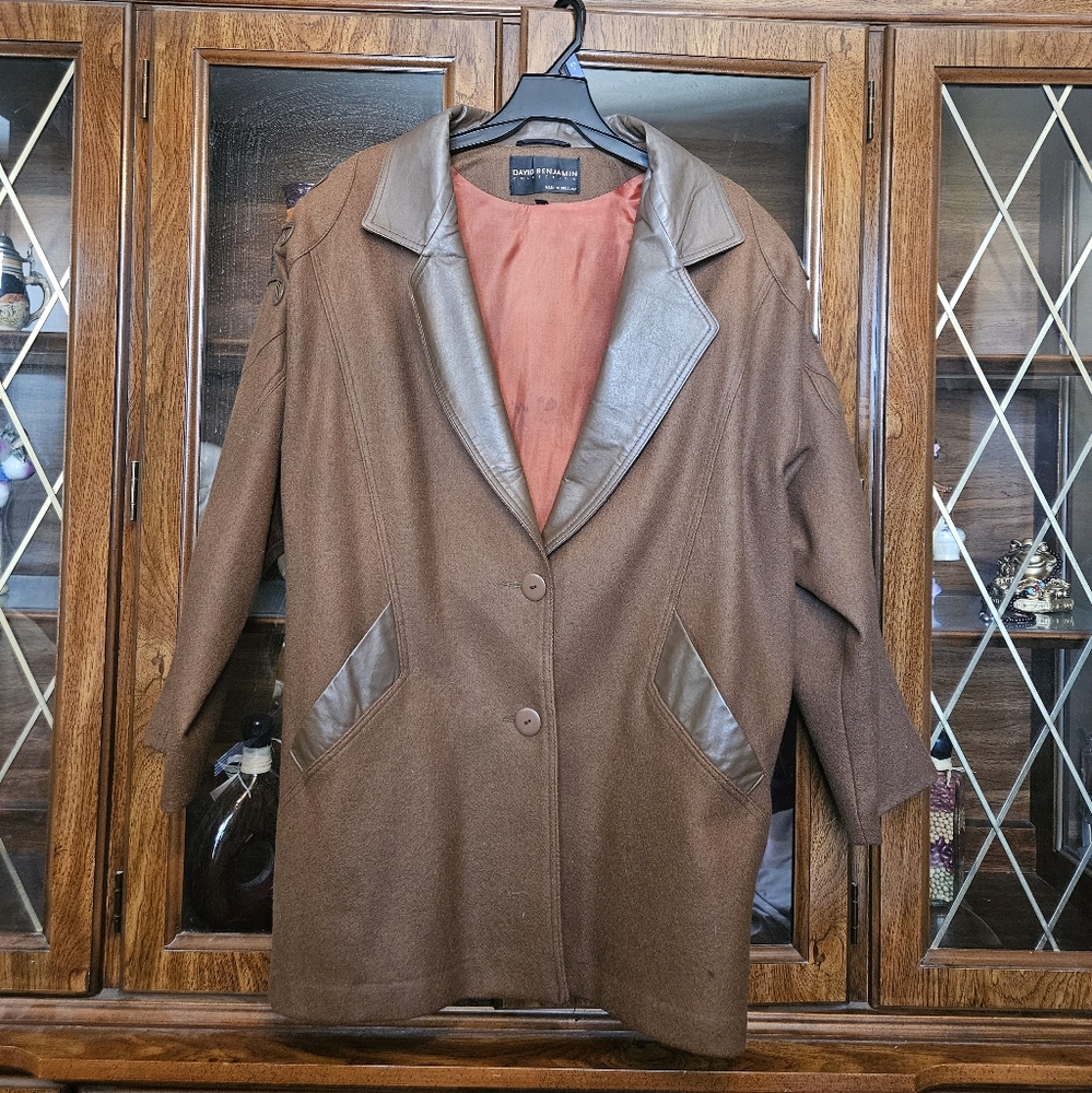 Vintage 1980s David Benjamin 100% Pure New Wool Coat with Leather Trim